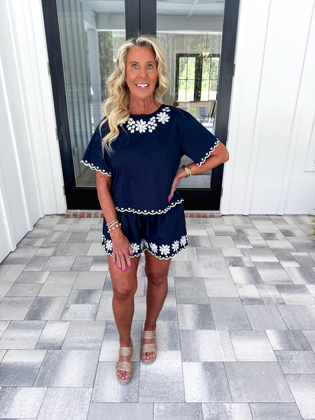 Scallop Hem Set