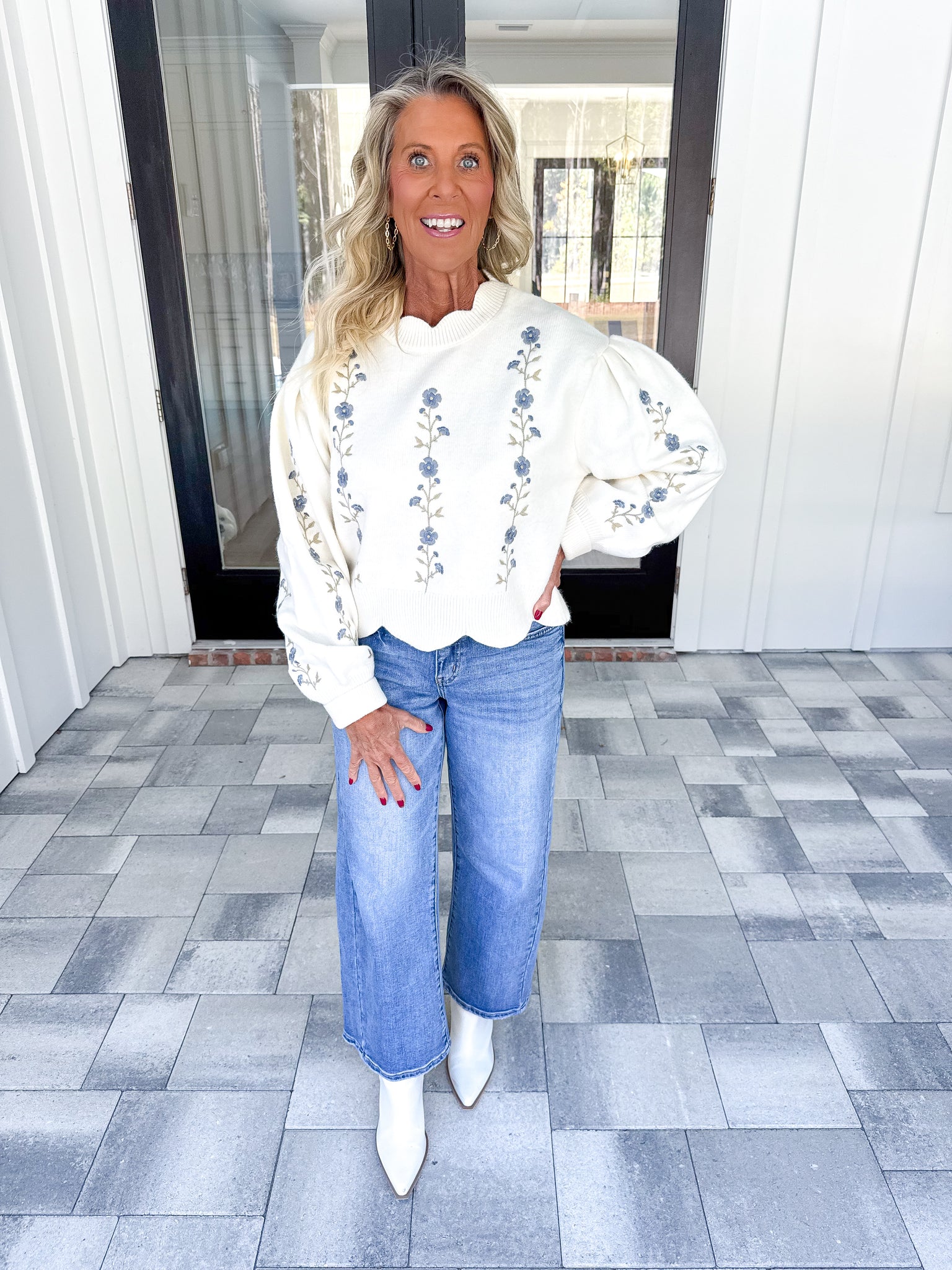 Scallop Detail Knit Top