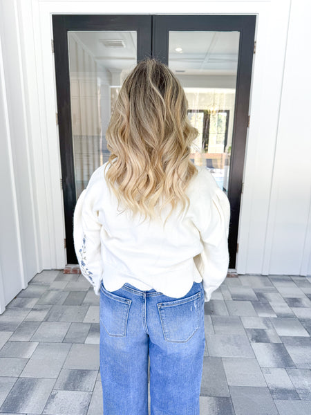 Scallop Detail Knit Top