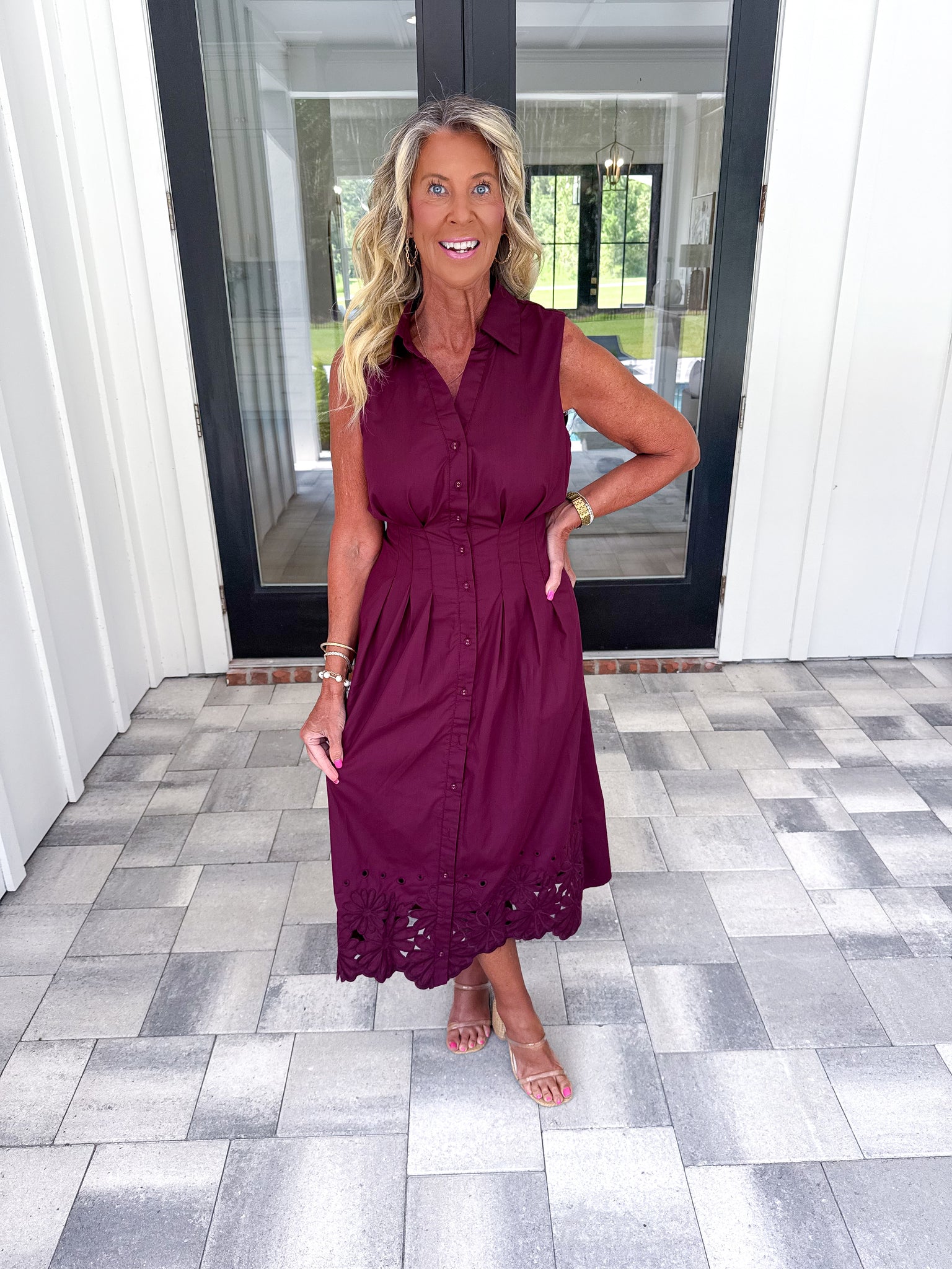 Garnet Pleated Midi – Lobo's Boutique Tally
